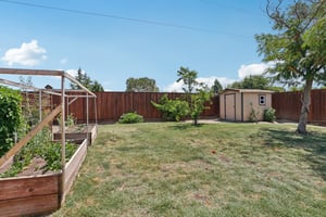 Heather Ln-0506-031.jpg