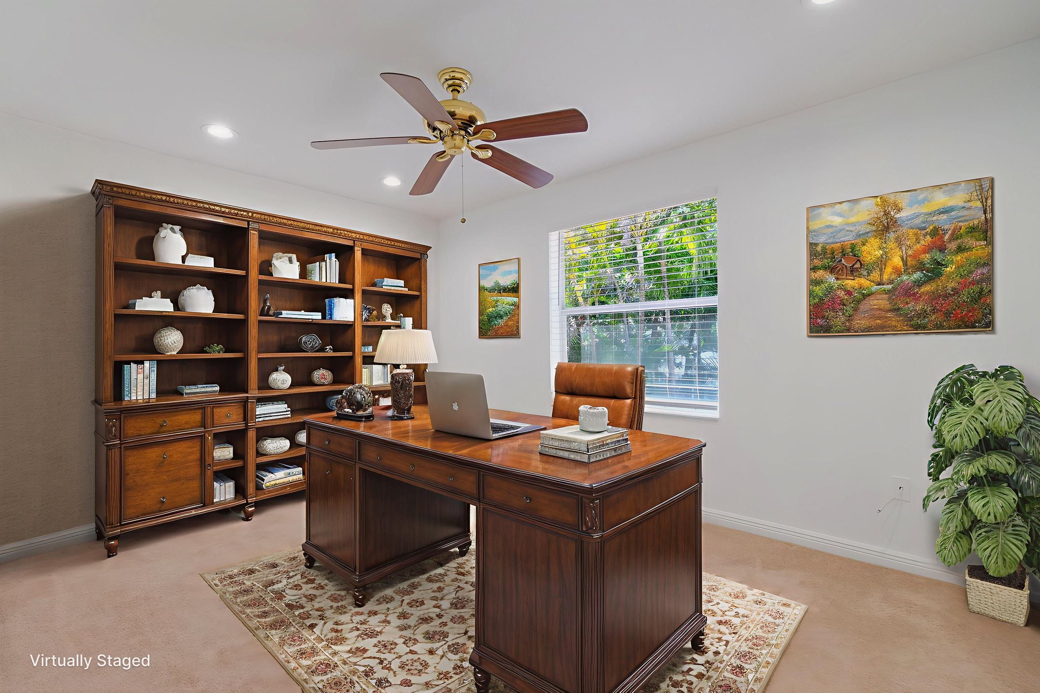DSC00166 virtually staged.jpeg