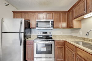 Lake Dr W 117-009
