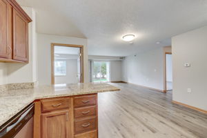 Lake Dr W 117-007