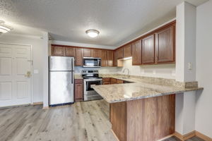 Lake Dr W 117-010