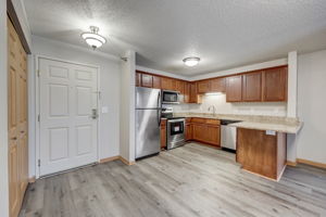 Lake Dr W 117-002