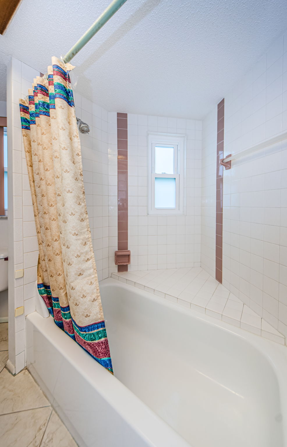Bathroom 2b