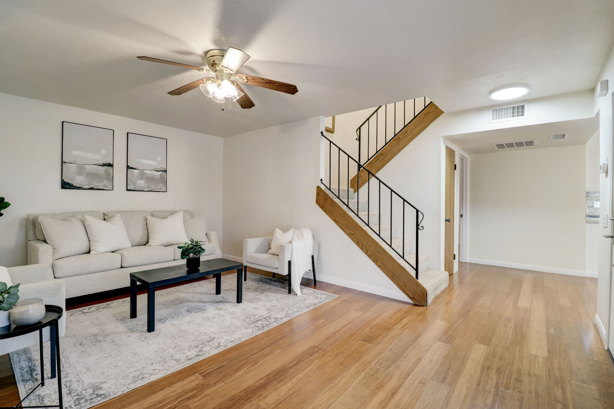 Saddle Ridge Rd-005