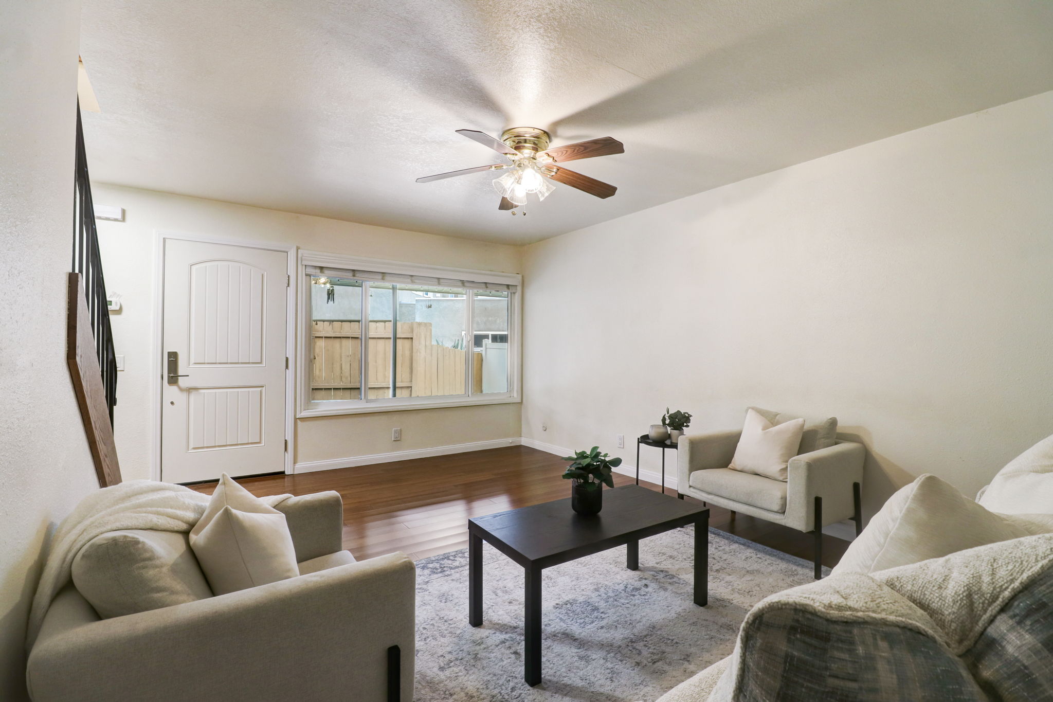 Saddle Ridge Rd-007