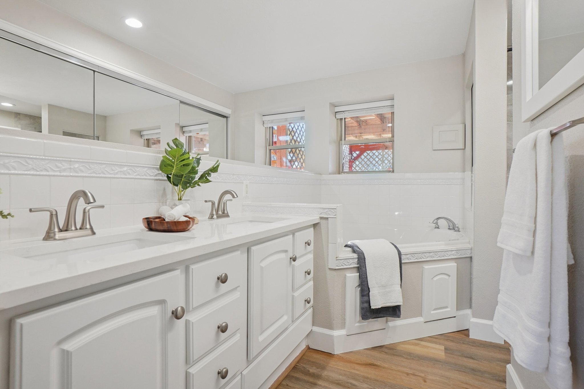 Alcott Cir-S0201-027.jpg