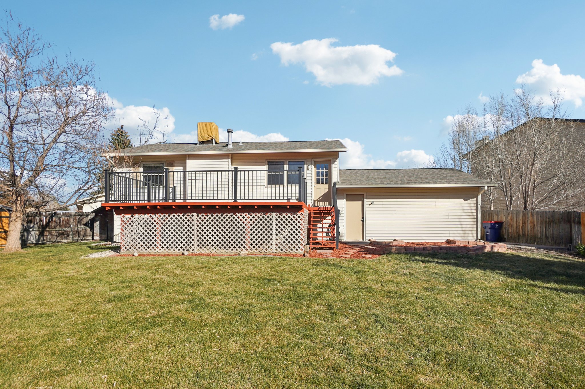 Alcott Cir-S0201-037.jpg