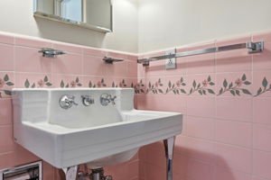  Photo 37