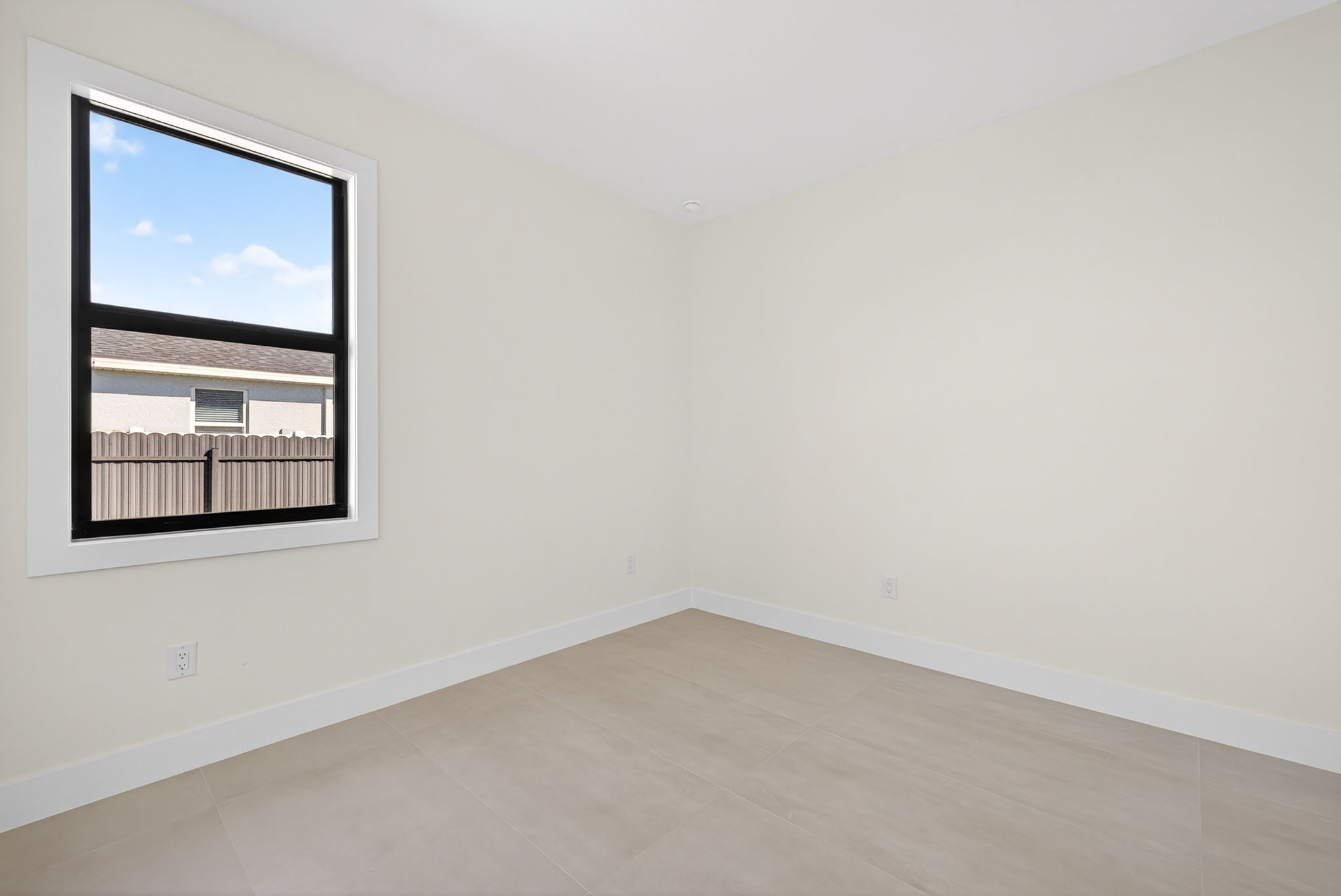 Guest Bedroom 1 - 1 of 2