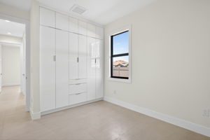 Guest Bedroom 1 - 2 of 2