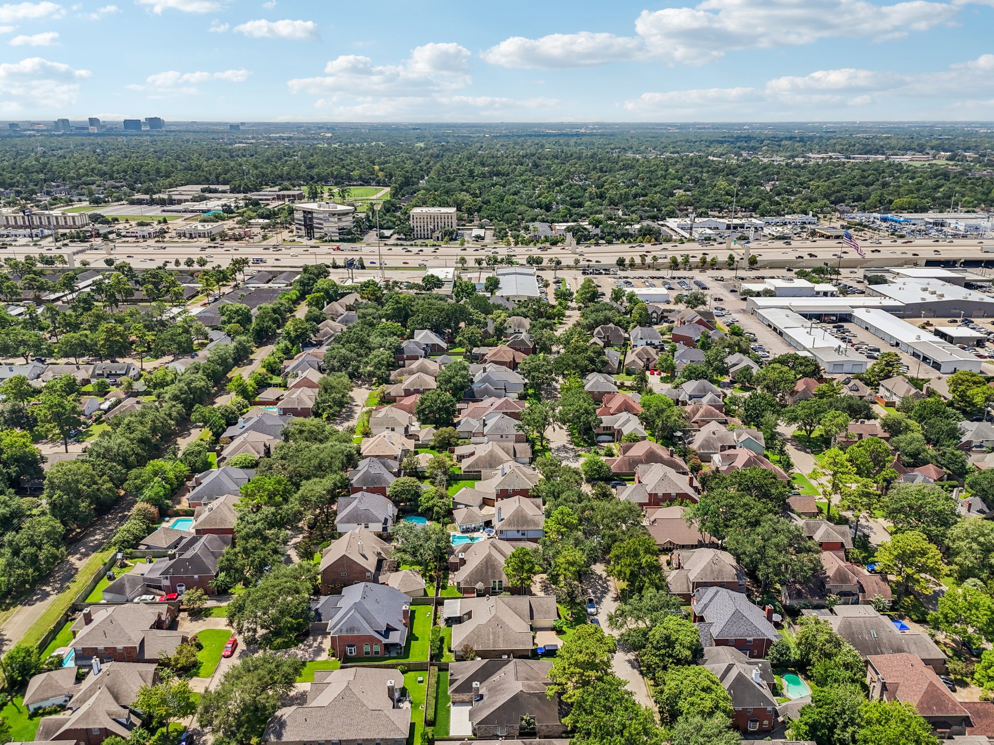 W Forest Dr-L1008-006.jpg