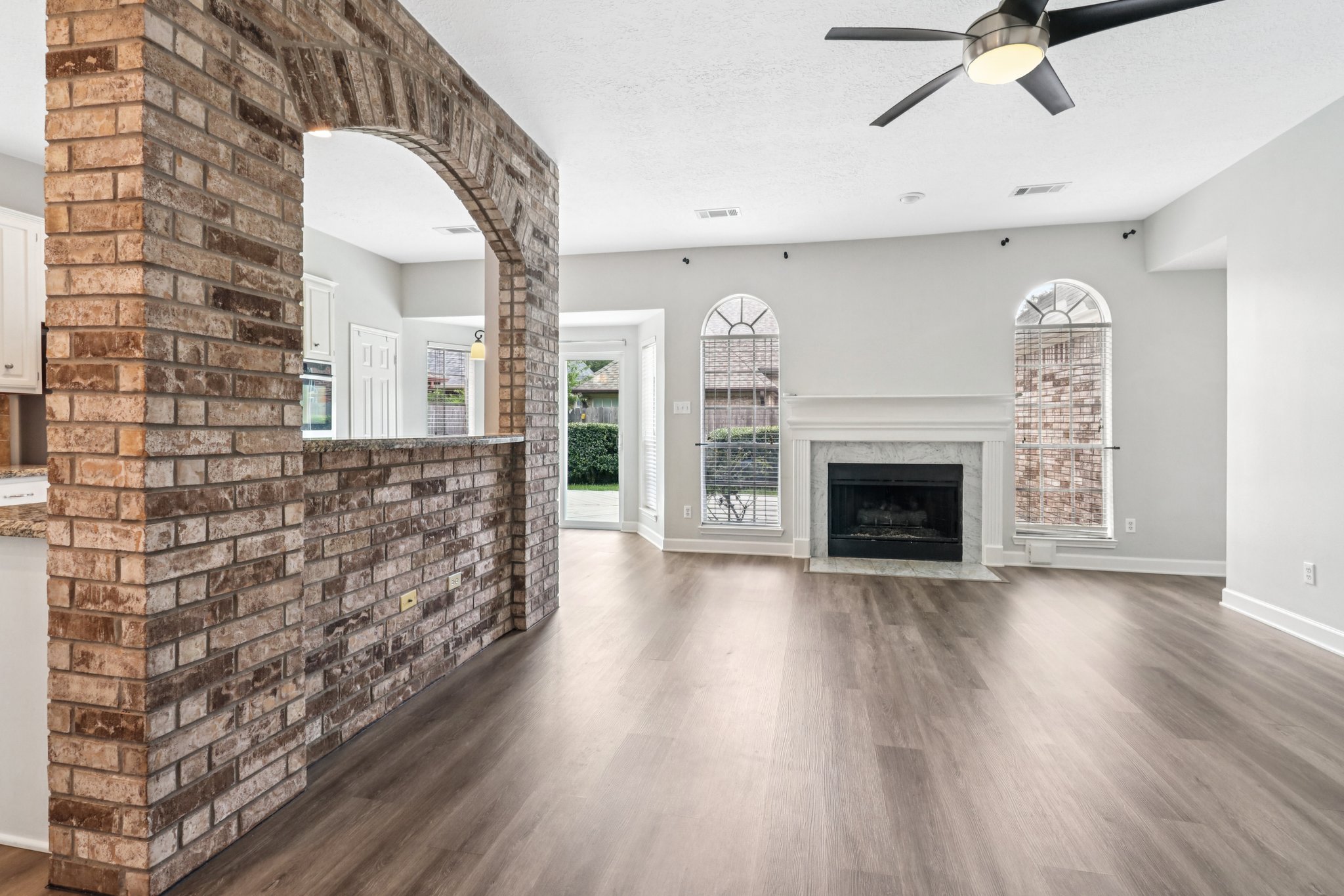 W Forest Dr-L1008-008 (2).jpg