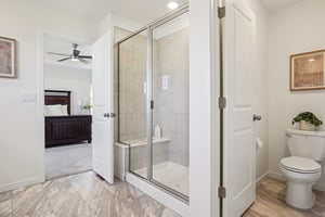 E 110th Pl-S2308-039.jpg