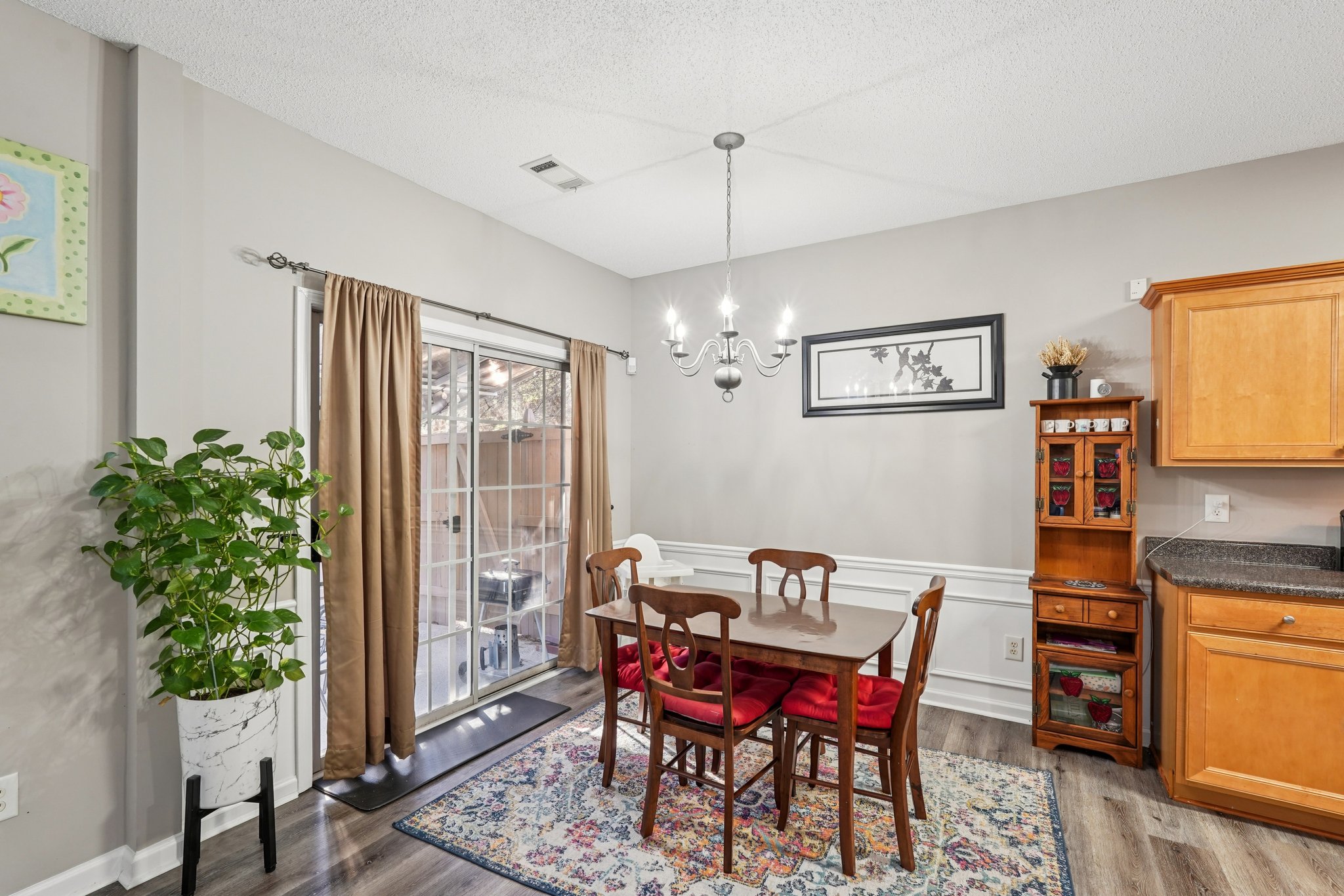 Marrywood Dr-S0501-009.jpg