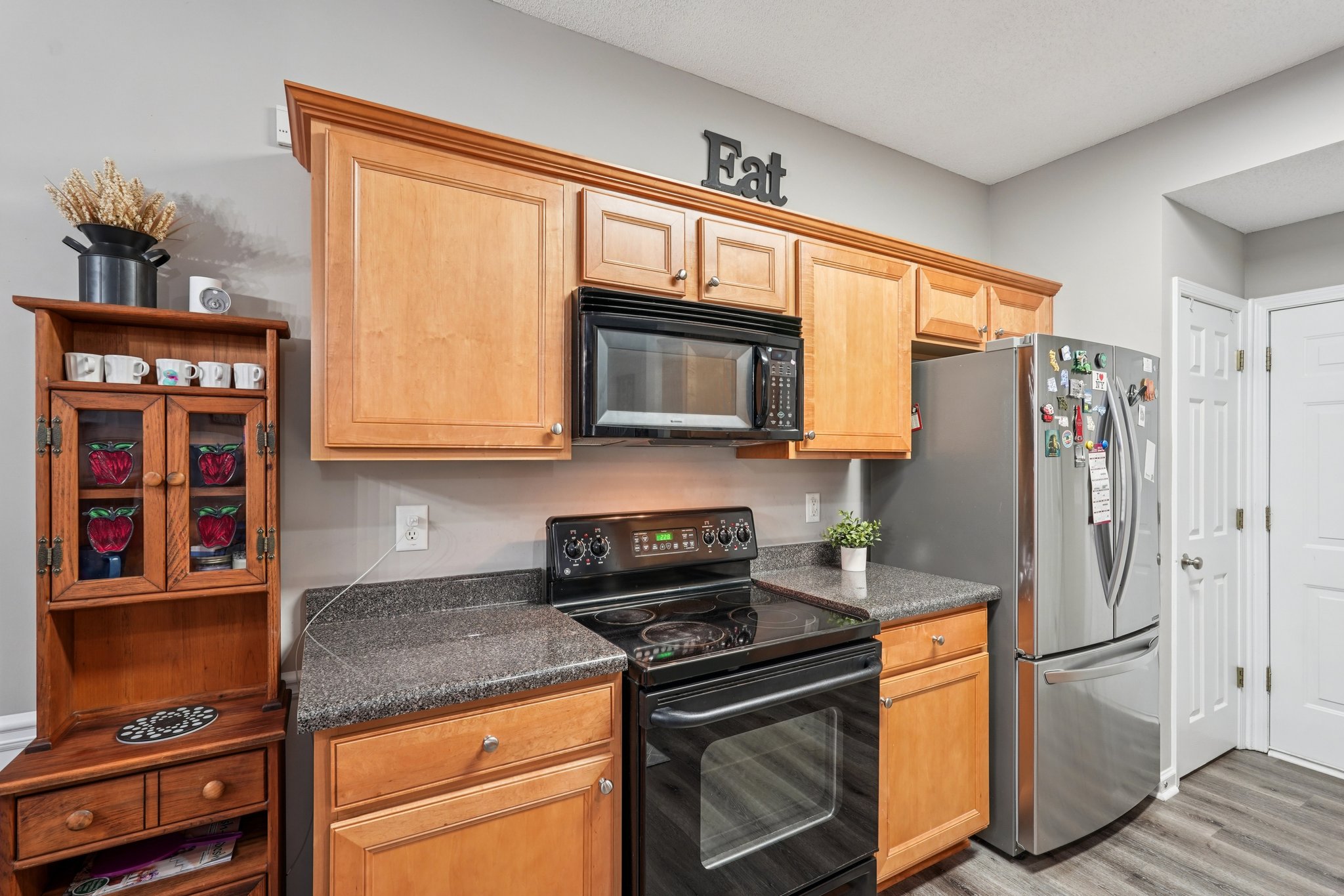 Marrywood Dr-S0501-015.jpg