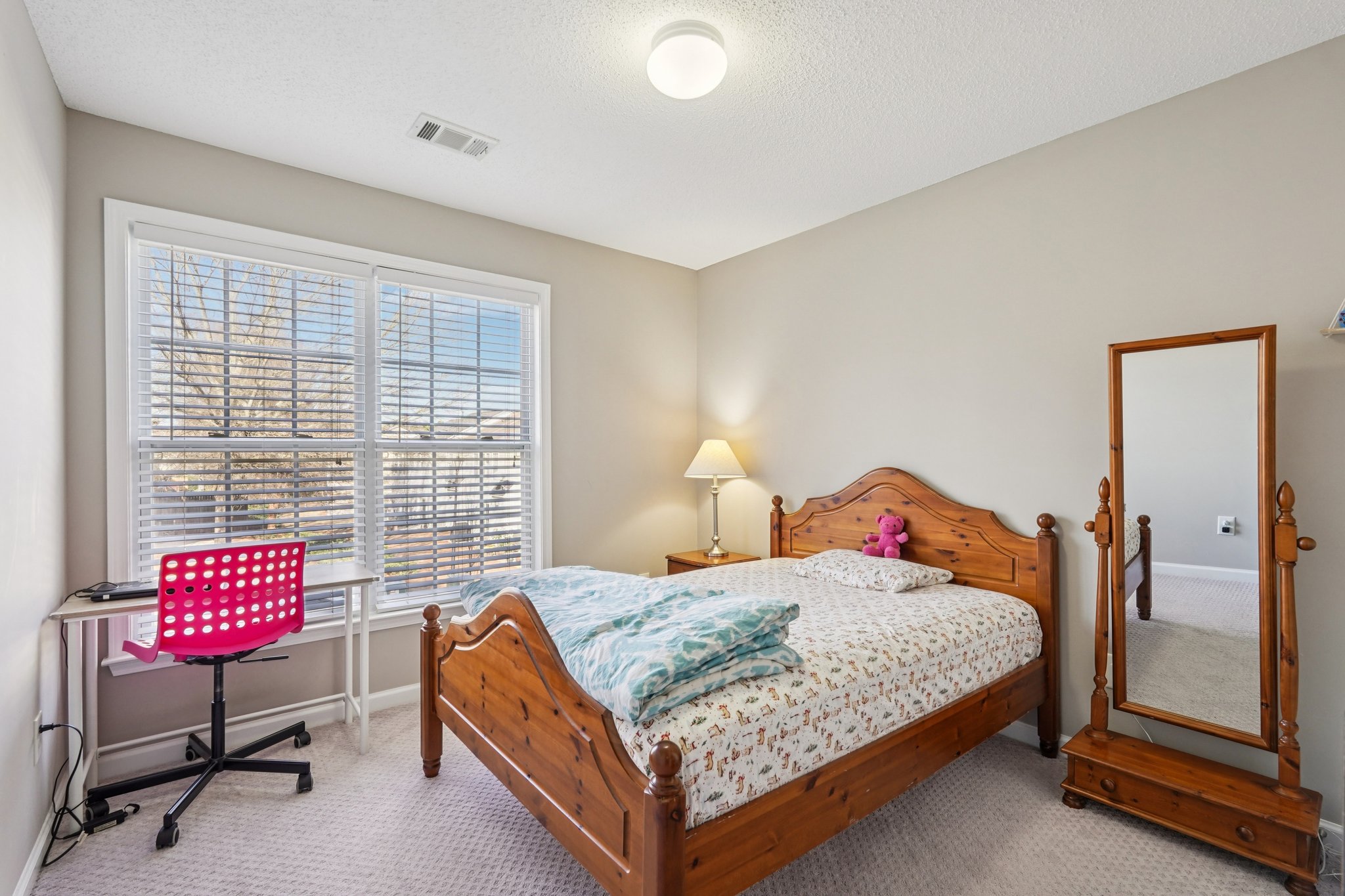 Marrywood Dr-S0501-027.jpg