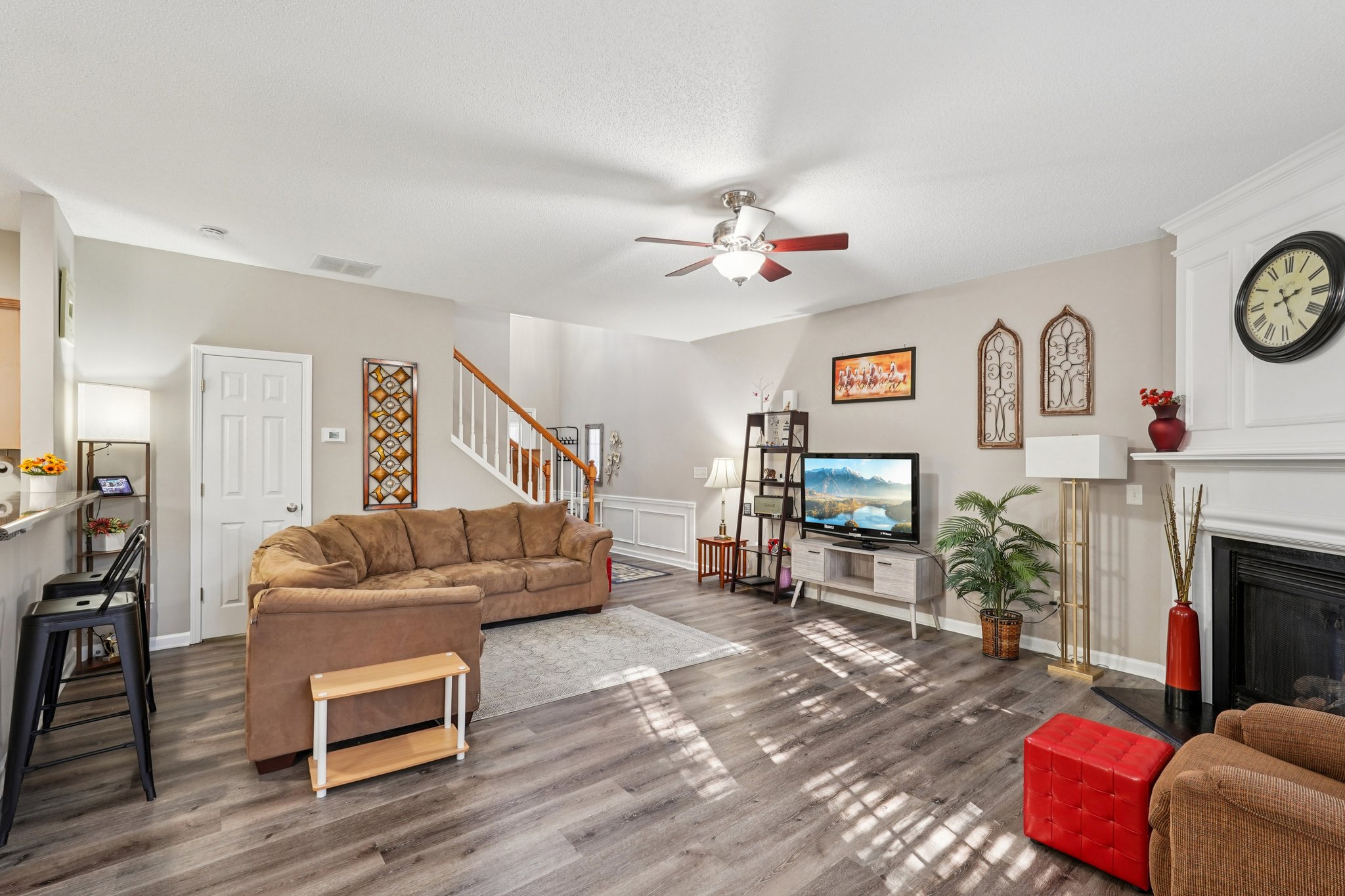 Marrywood Dr-S0501-007r.jpg