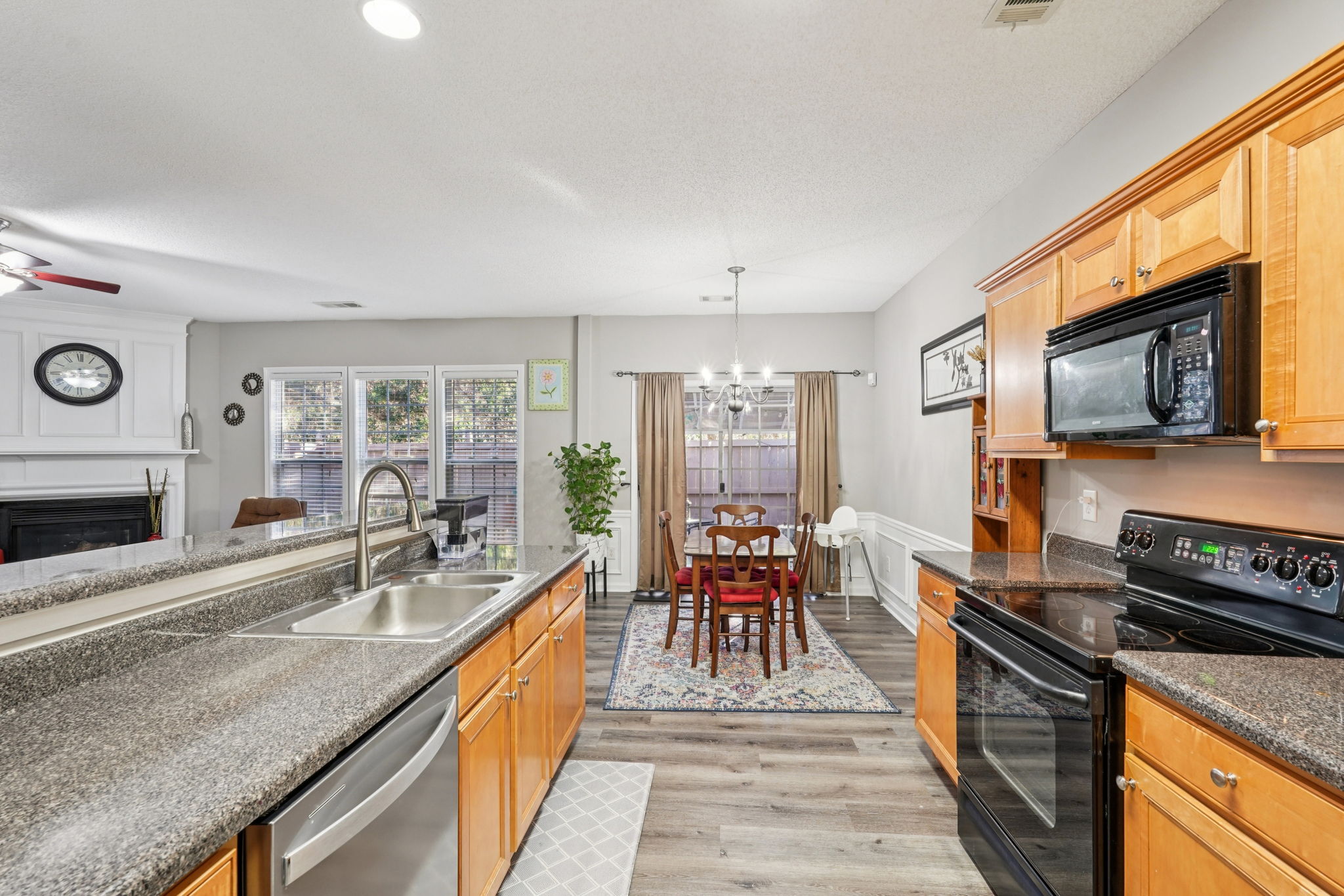 Marrywood Dr-S0501-017r