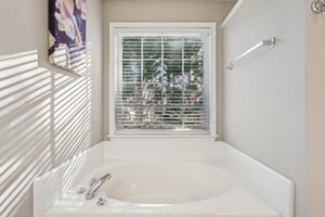 Marrywood Dr-S0501-032.jpg