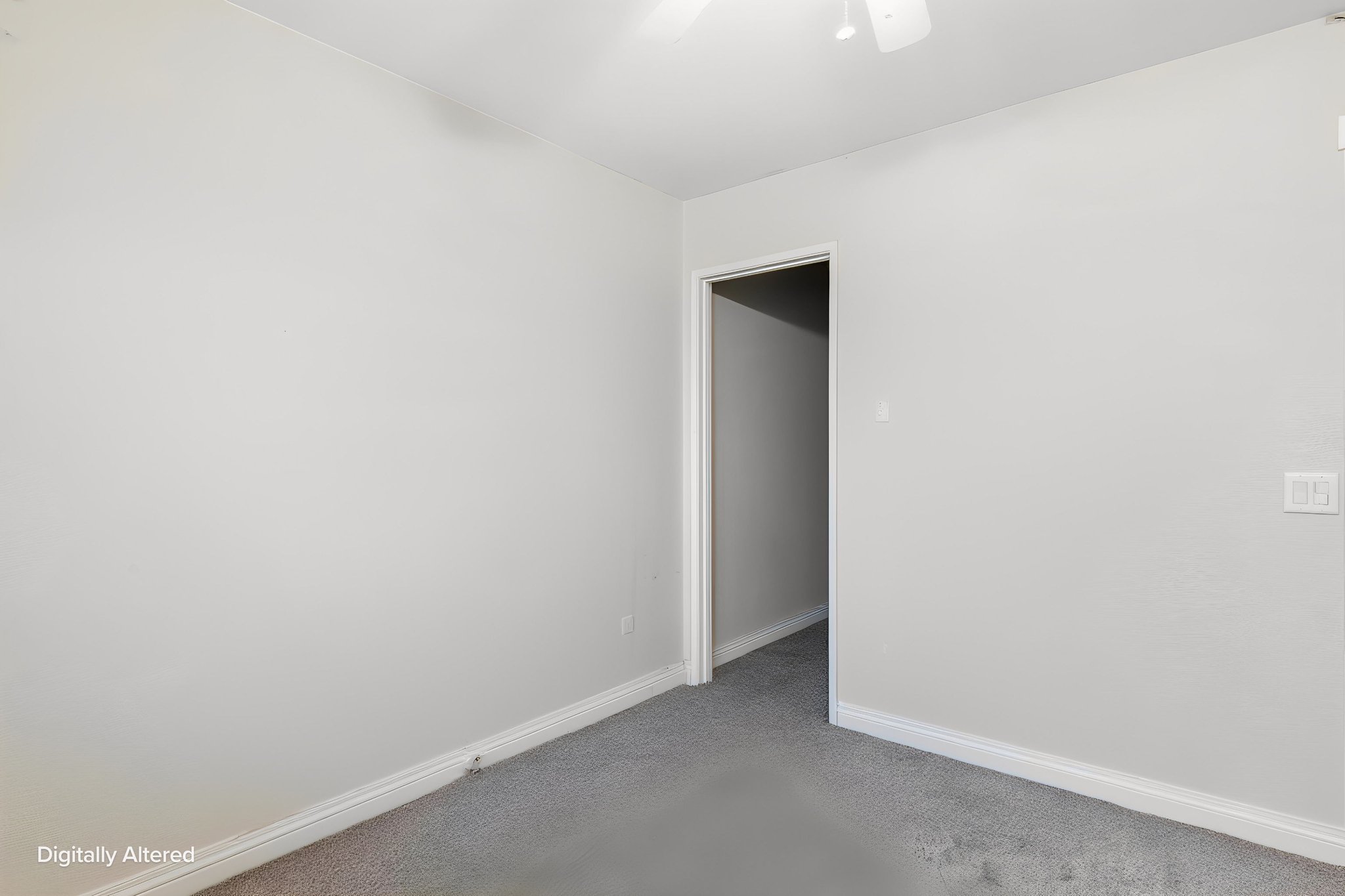 21 furniture removed.jpeg