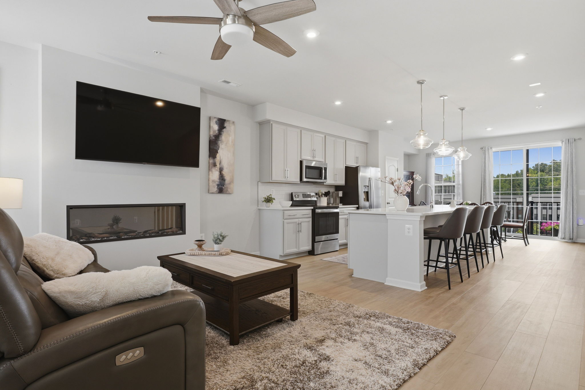 07-Living Room