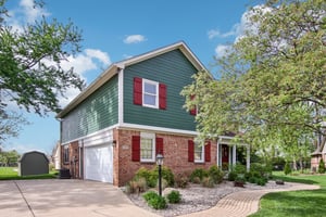 Thistlewood Ct-S1804-004.jpg