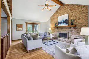 Thistlewood Ct-S1804-009.jpg