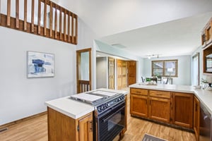 Thistlewood Ct-S1804-022.jpg