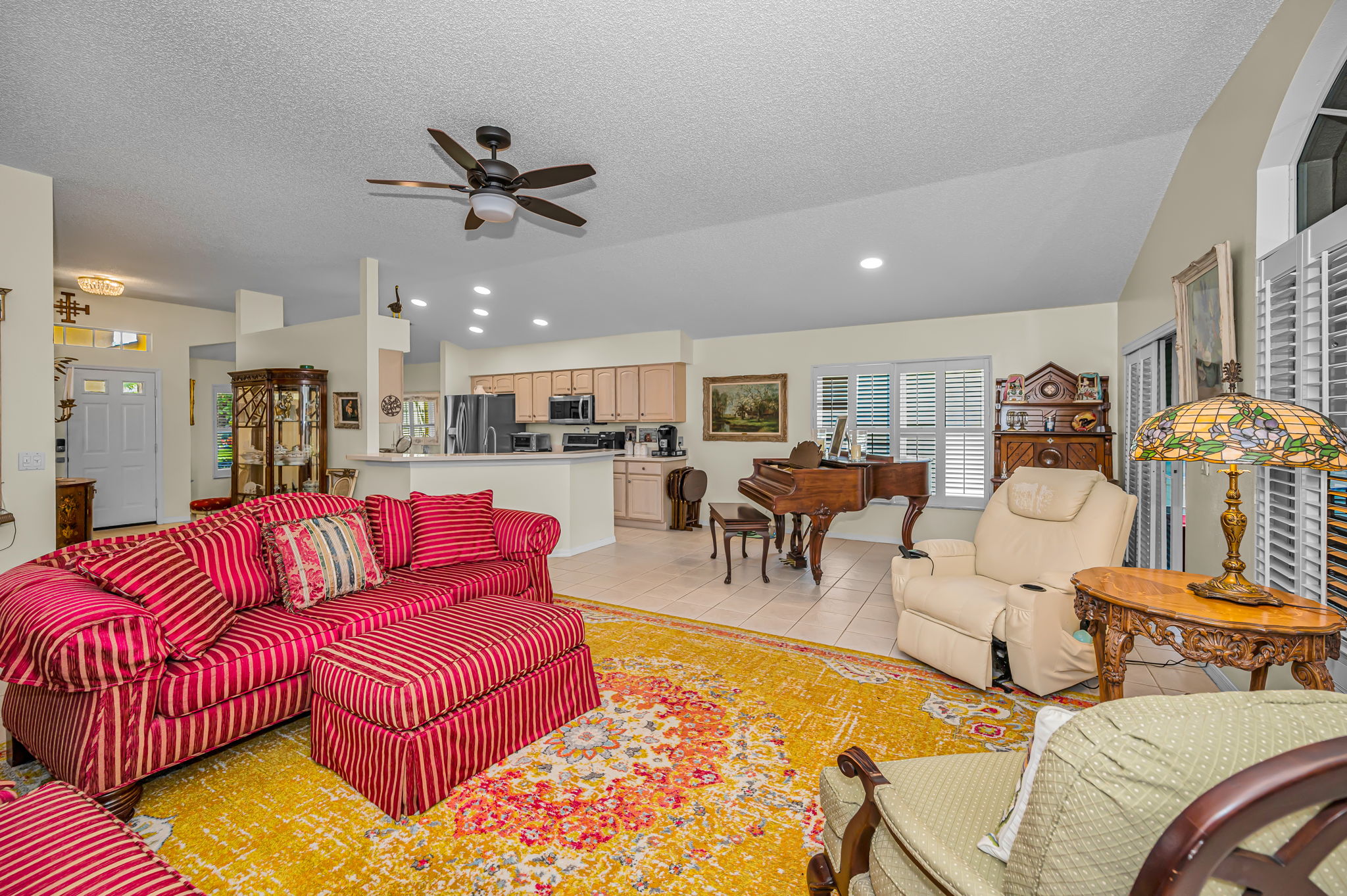 Living Room4