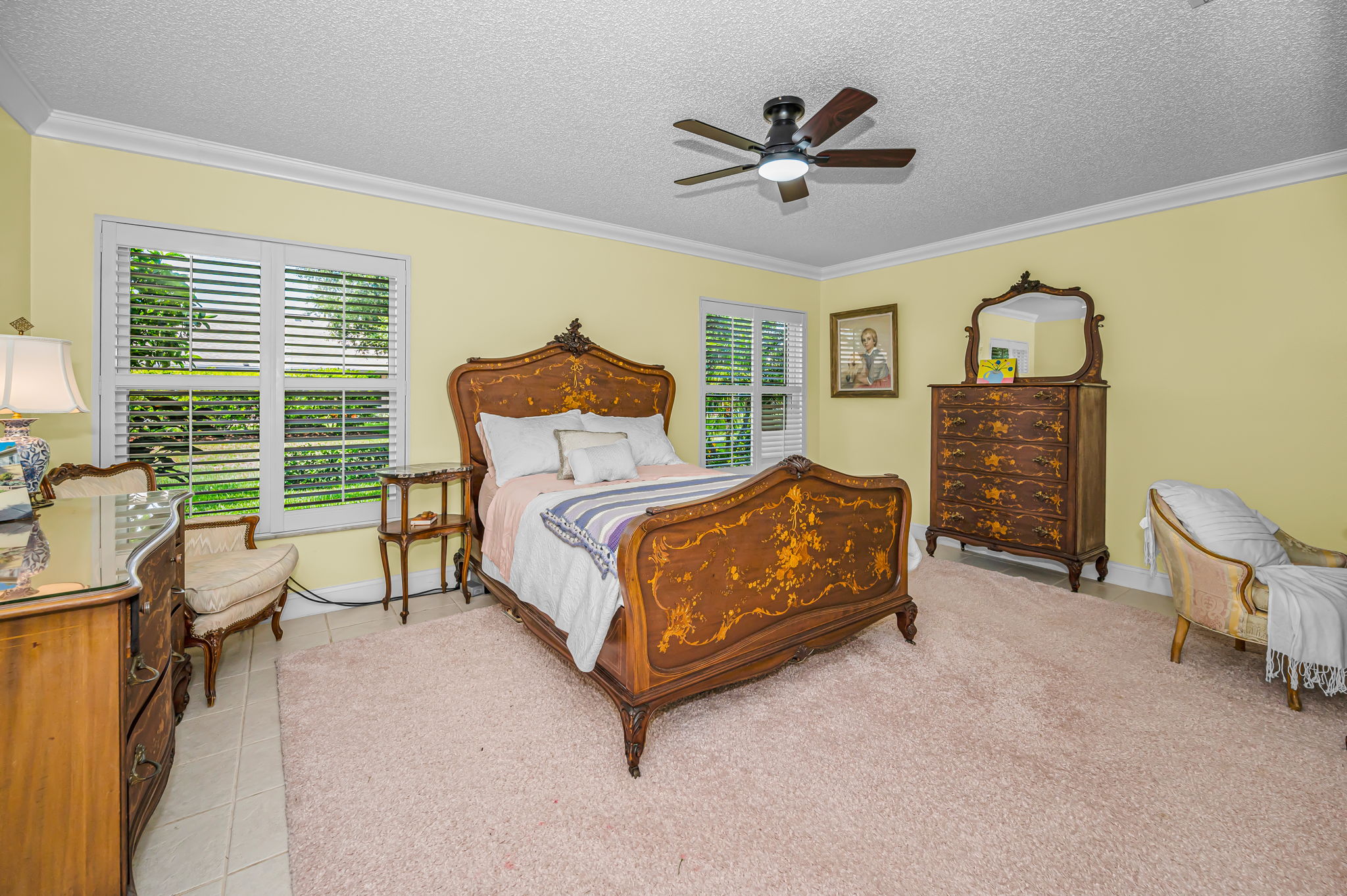 Primary Bedroom1a