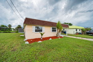 Front Exterior3