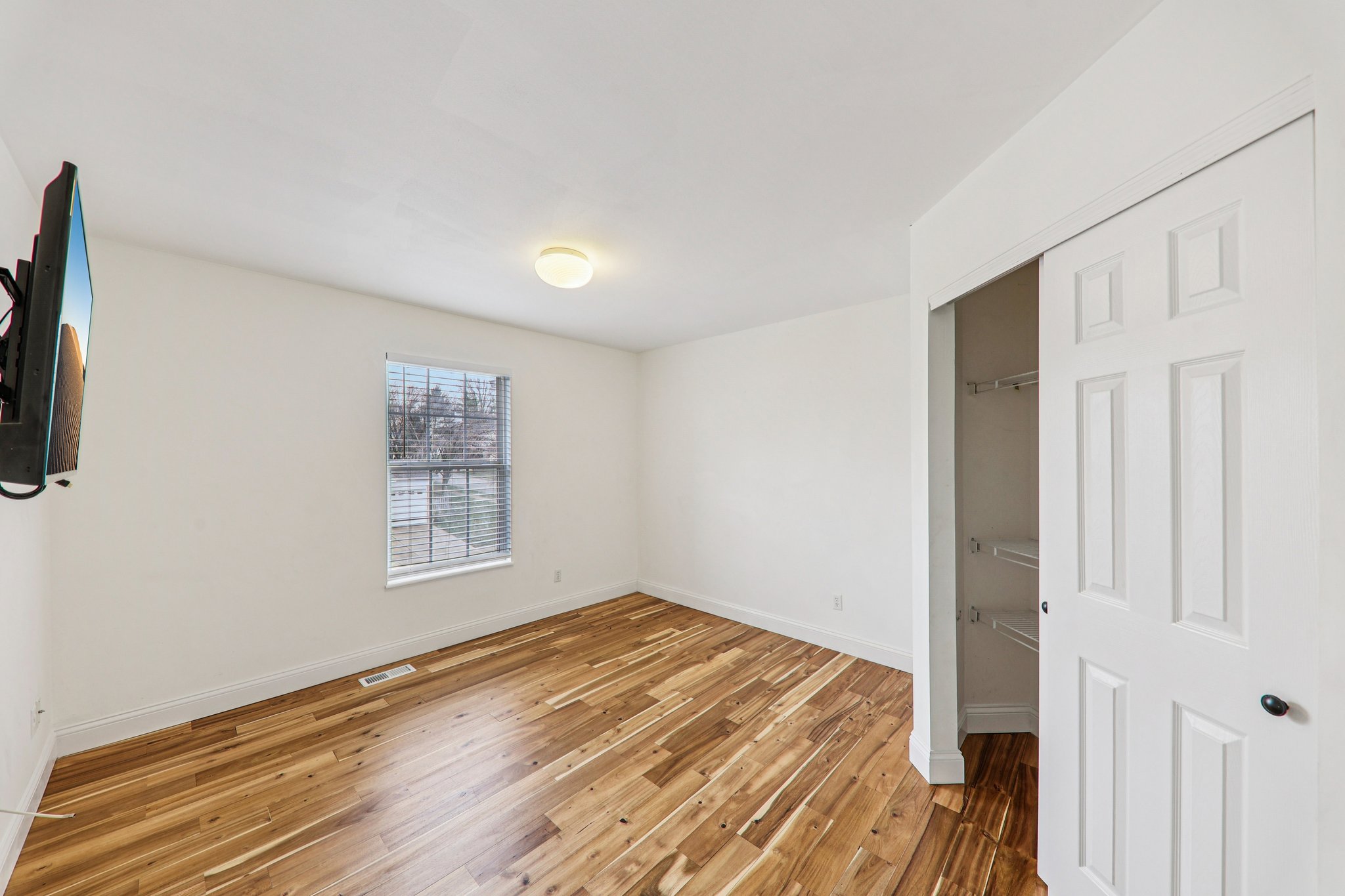 13232 Dartagnan Ct-S0403-043.jpg