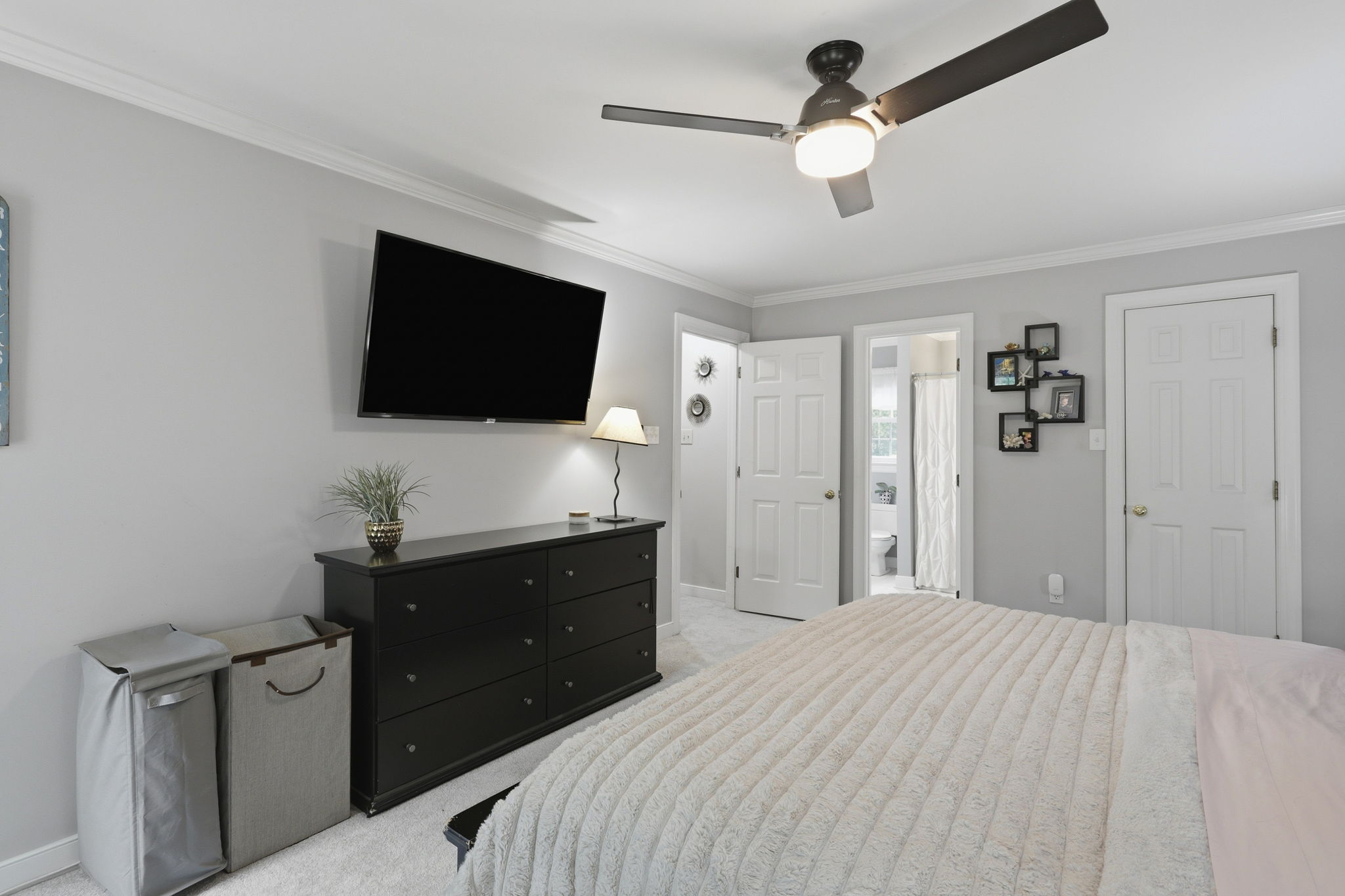 24-Primary Bedroom