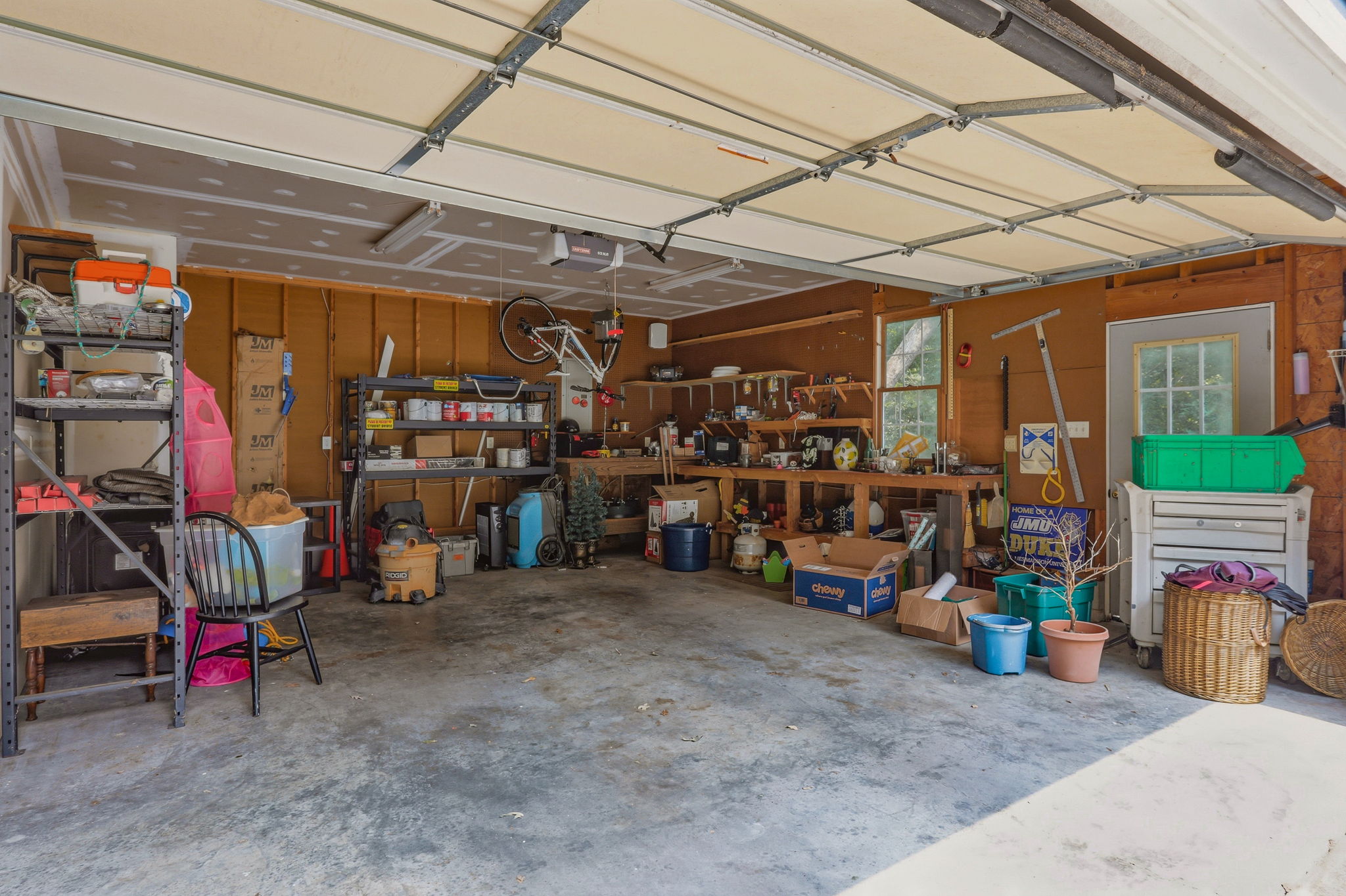 37-Garage