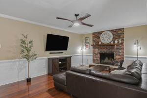 07-Family Room