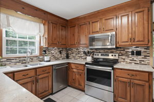 13-Kitchen