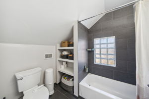 23_Interior