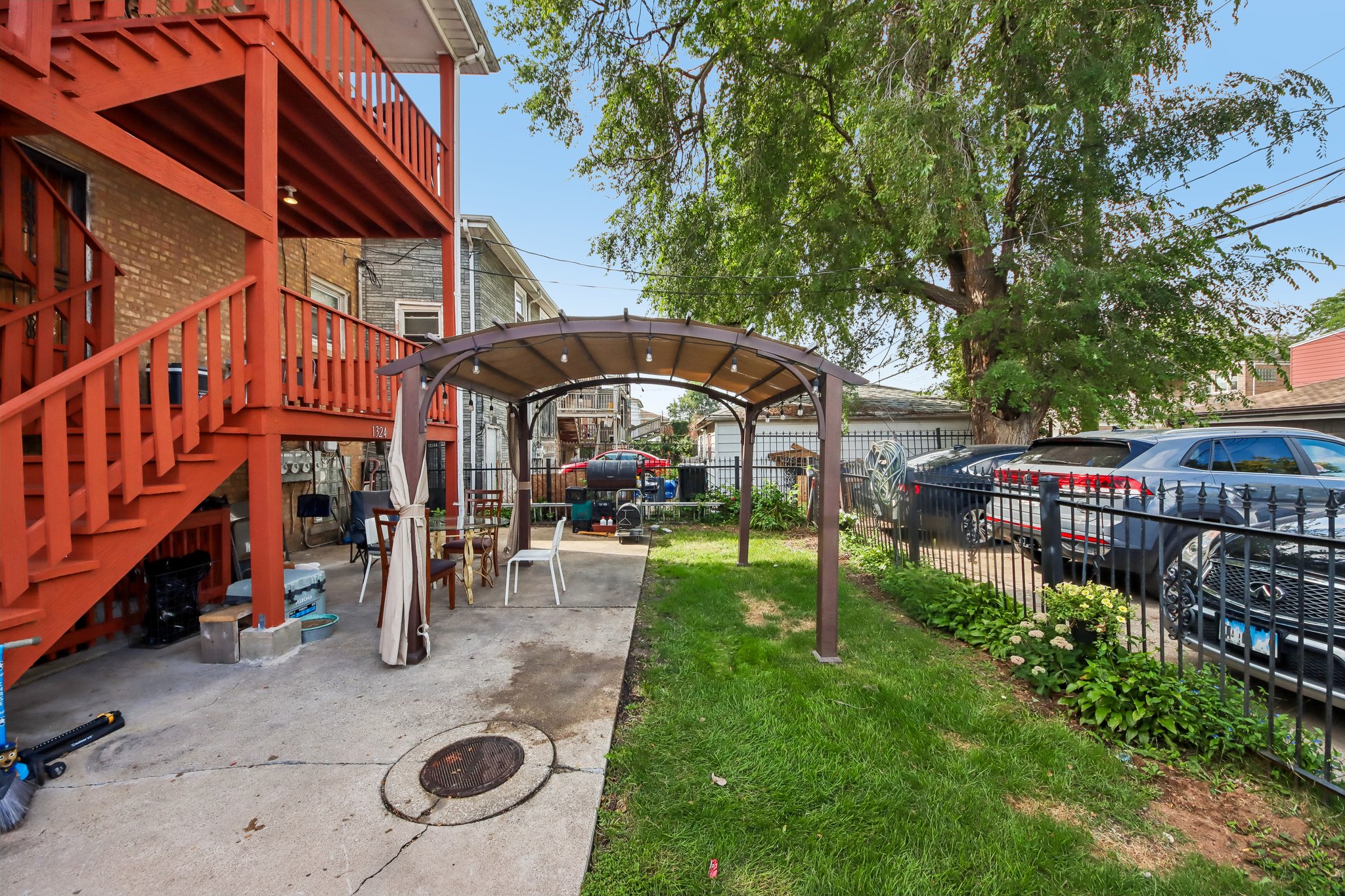 N Laramie Ave 2-S0908-015.jpg