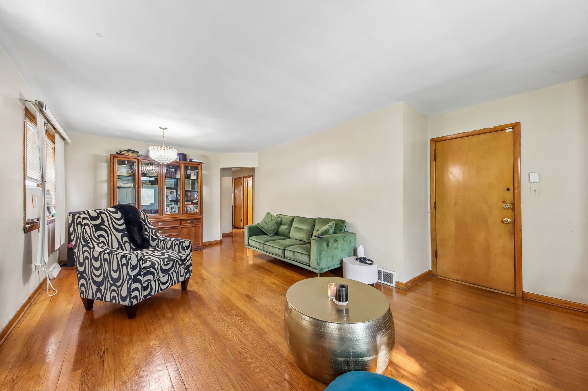 1324 N Laramie Ave Unit B-S0908-005.jpg
