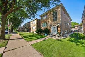 1324 N Laramie Ave Unit A-S0908-004.jpg