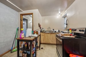 1324 N Laramie Ave Unit A-S0908-010.jpg