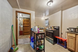 1324 N Laramie Ave Unit A-S0908-011.jpg