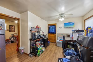N Laramie Ave 2-S0908-005.jpg