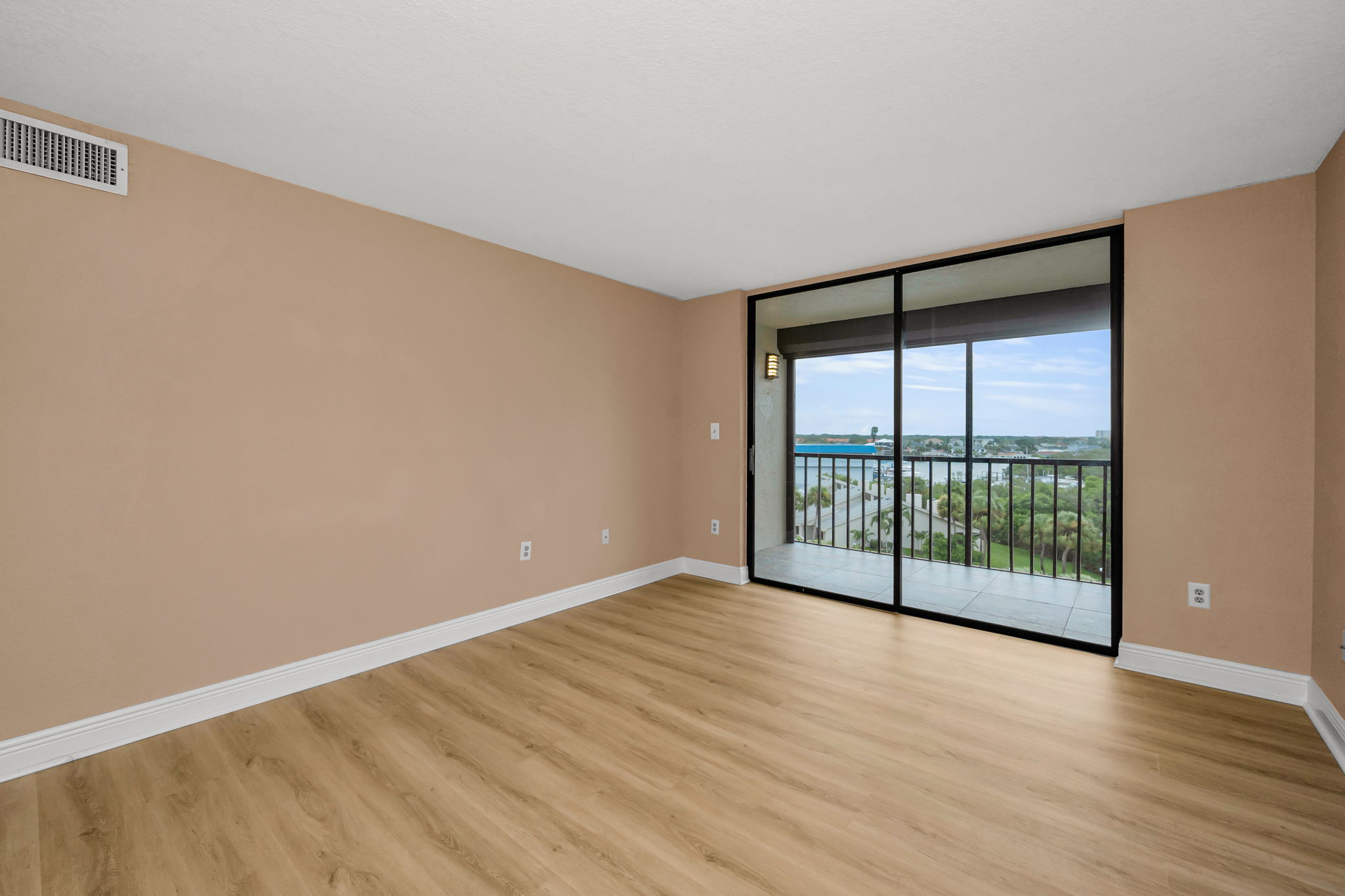 Living Room2