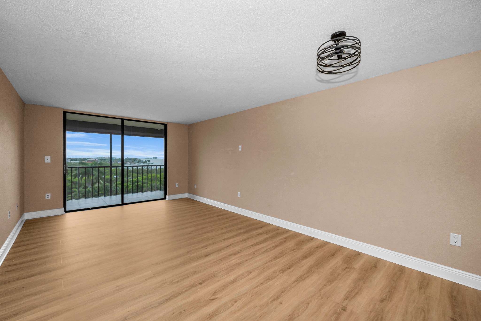 Dining Room3