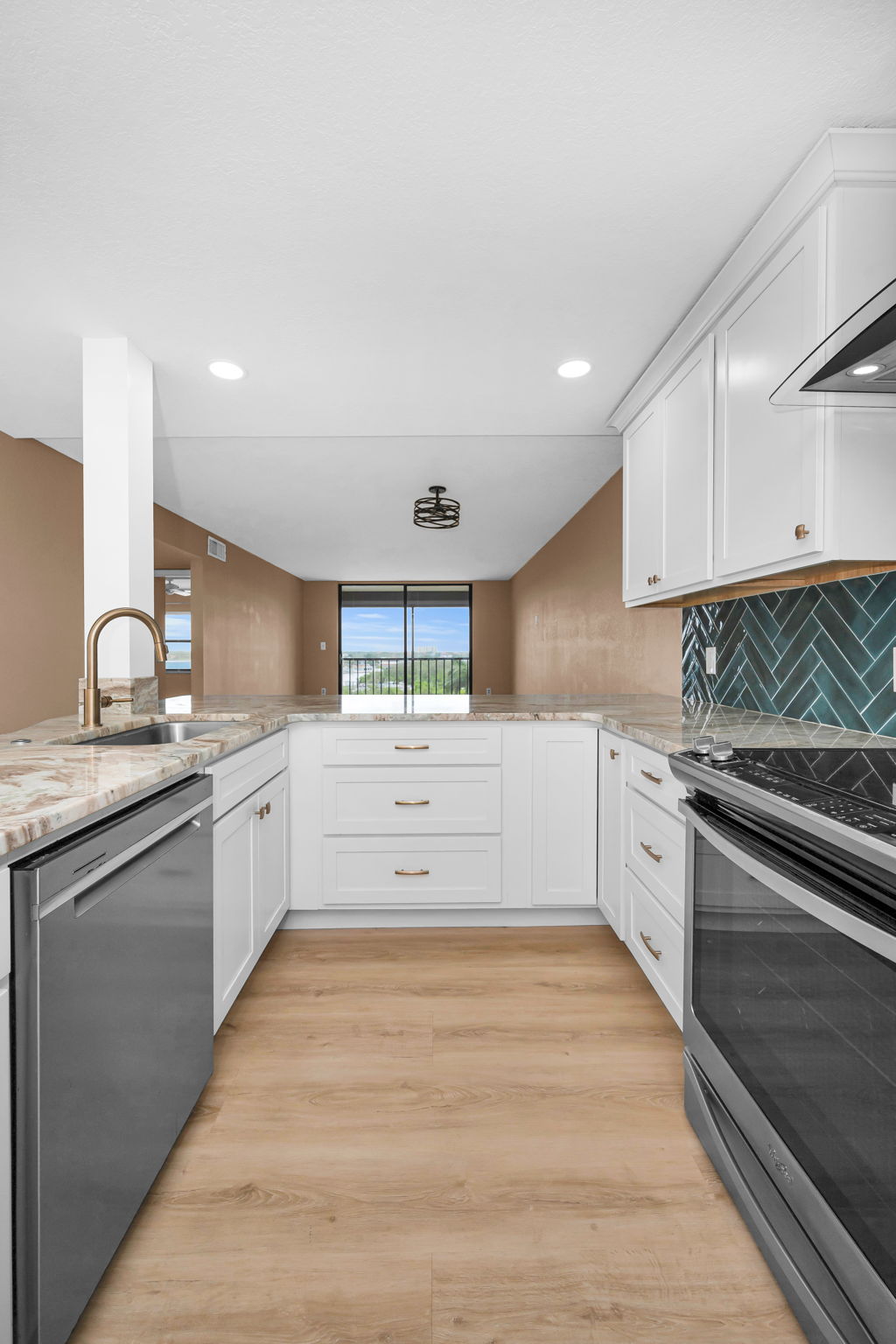 Kitchen6