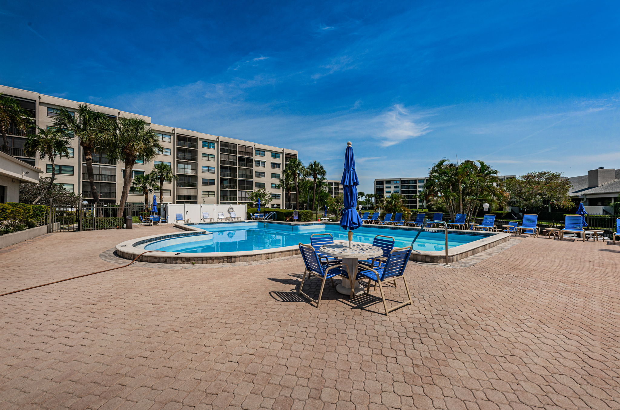 24-Pool
