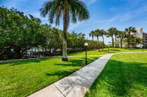 39-Common Area and Marina Entry