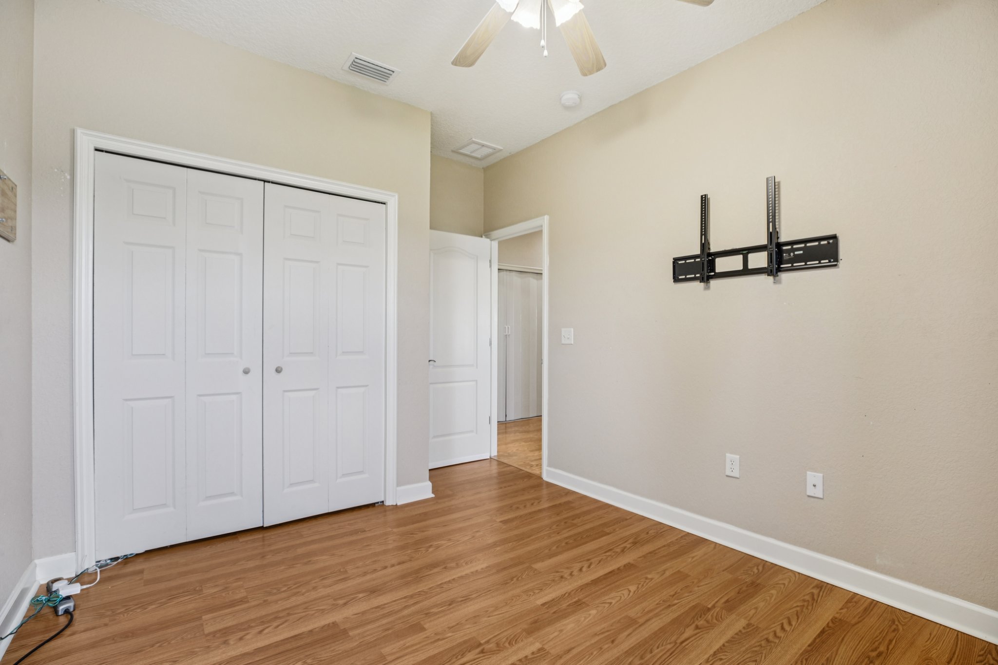 Casa Verde Cir-S1709-029.jpg