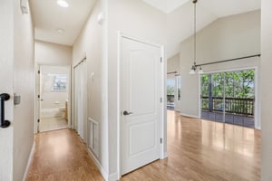 Casa Verde Cir-S1709-032.jpg